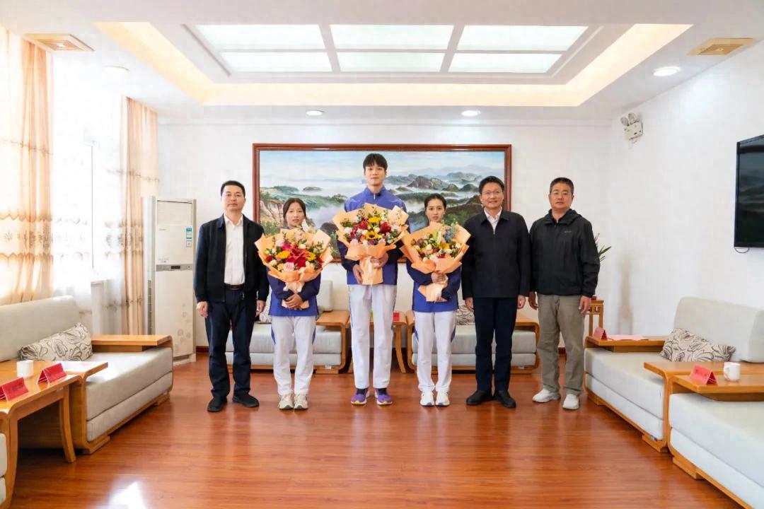 连城县领导会见第十五届全运会连城籍获奖运动员