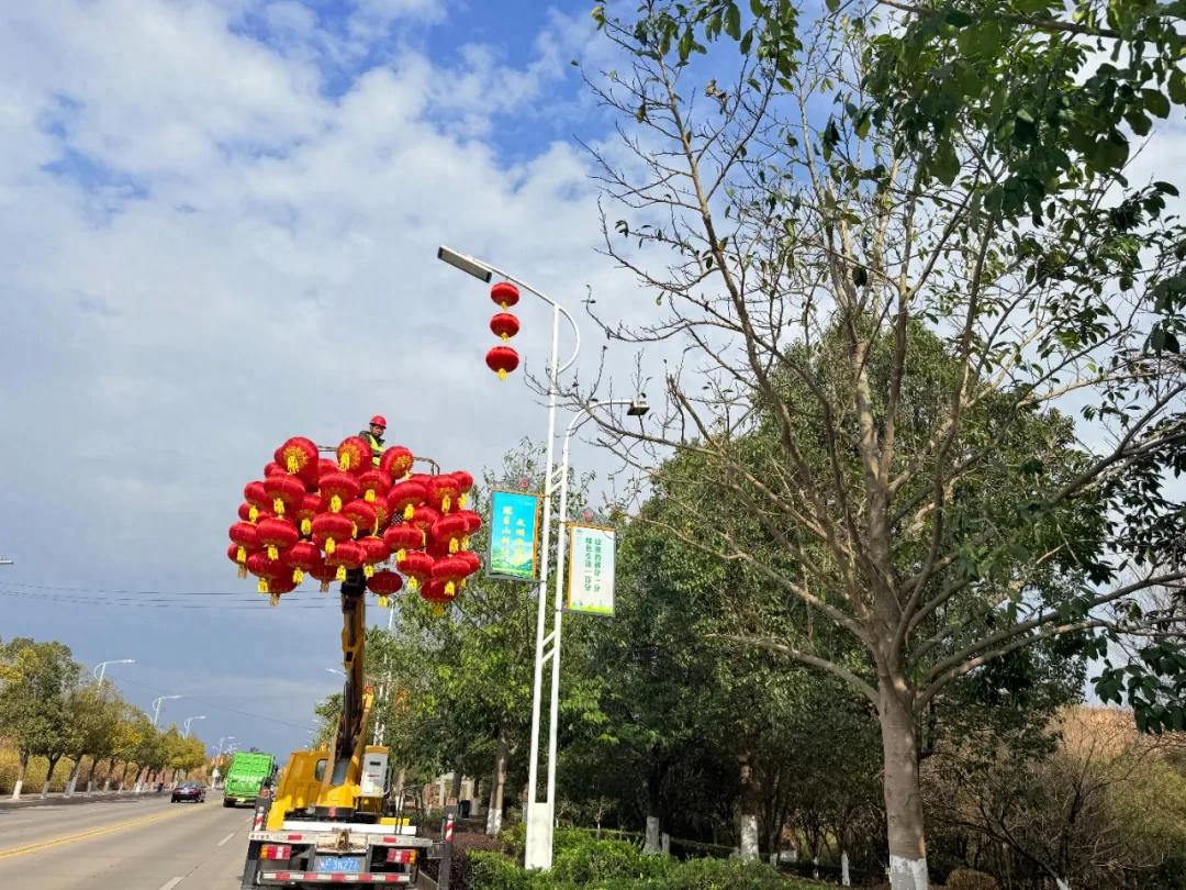 【福马当先 福启新程】连城：精心装扮城区 营造浓厚新春氛围
