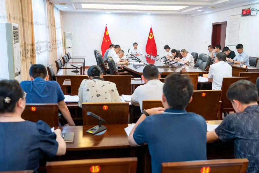 连城县委举办树立和践行正确政绩观学习教育读书班集中学习研讨暨县委理论学习中心组学习会