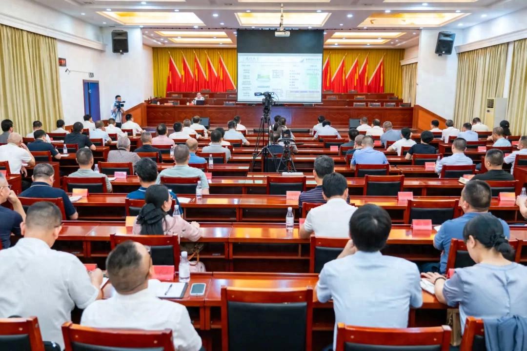 连城县委理论学习中心组学习（扩大）会议召开