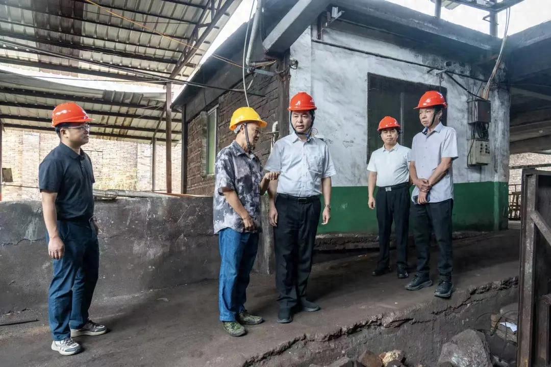 连城县领导调研工业经济提质增量工作