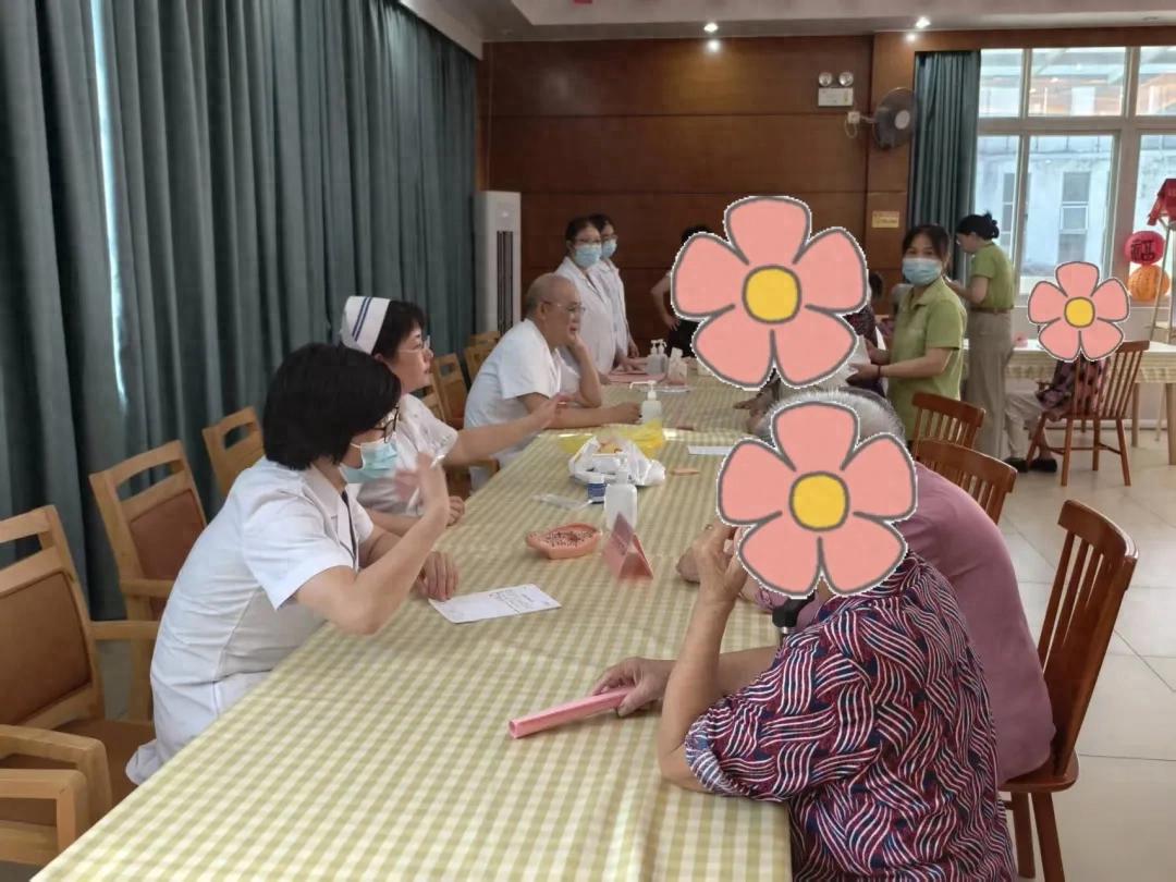 连城县总医院：义诊暖民心 喜迎医师节药师节